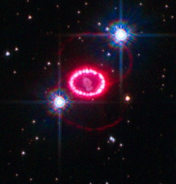 Shock_wave_around_supernova_1987A_(captured_by_the_Hubble_Space_Telescope)