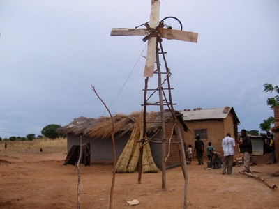William_Kamkwambas_old_windmill